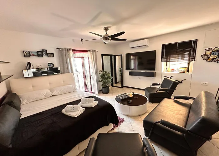 Apartment-studio Fiorino 아파트