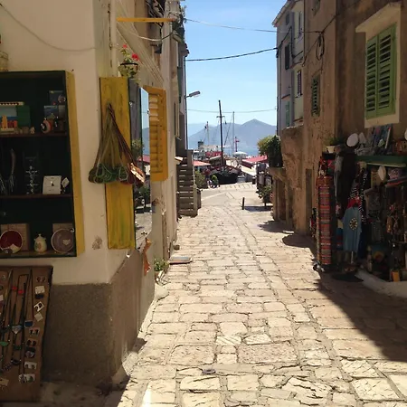 Apartment-studio Fiorino Διαμέρισμα Baška